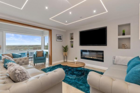 Golwg Y Môr - Sea View Cottage with Hot Tub